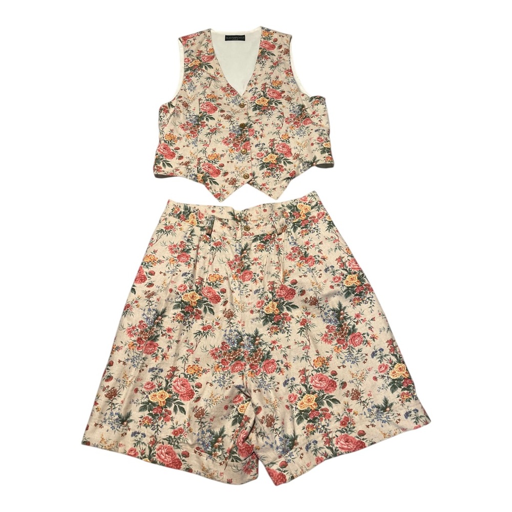 Vintage Linen Bushwacker USA Floral Vest and High Rise Shorts Set Cottagecore